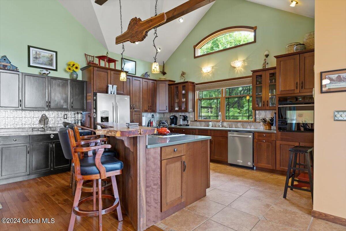 6510 Royal Anchorage Way