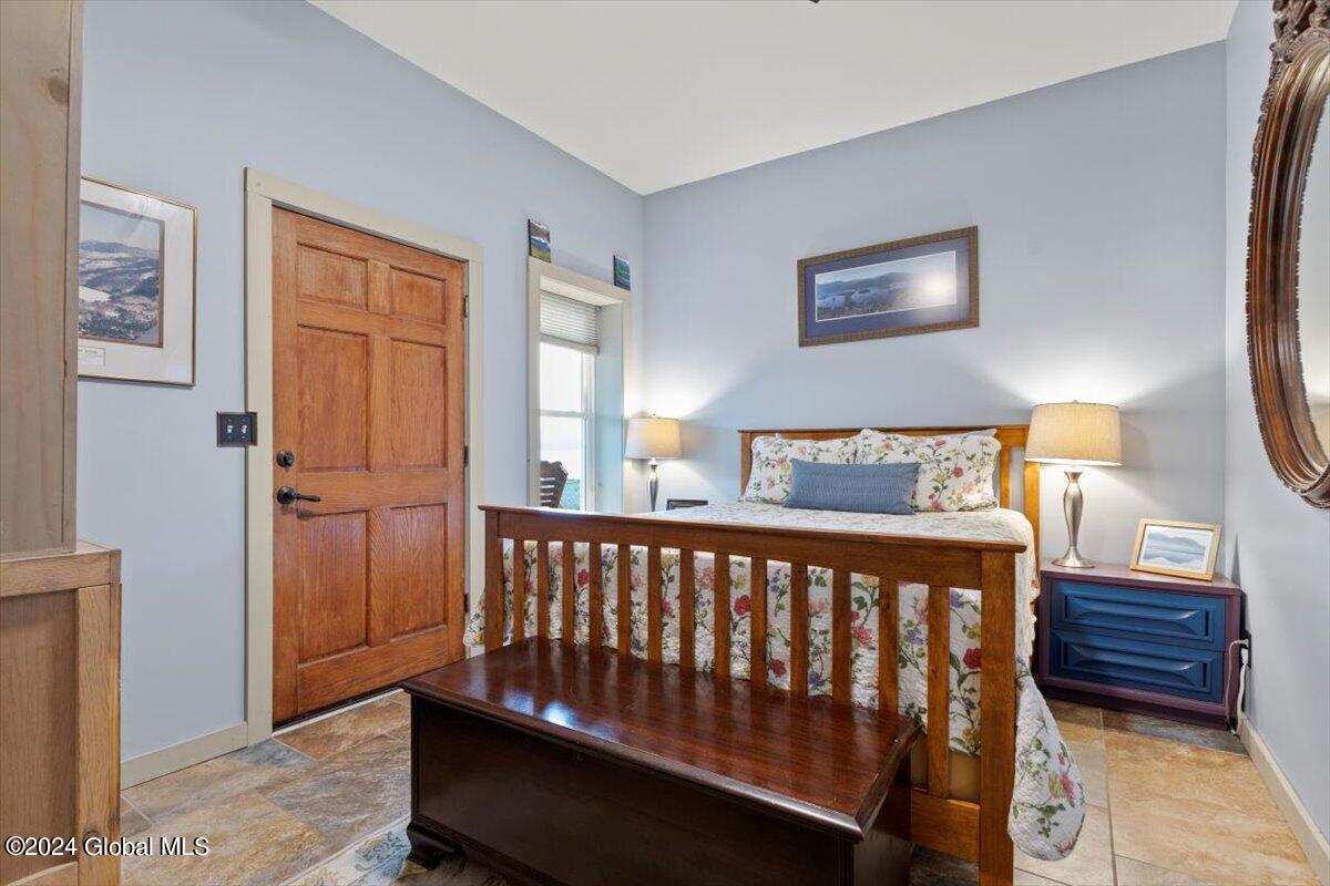 6510 Royal Anchorage Way