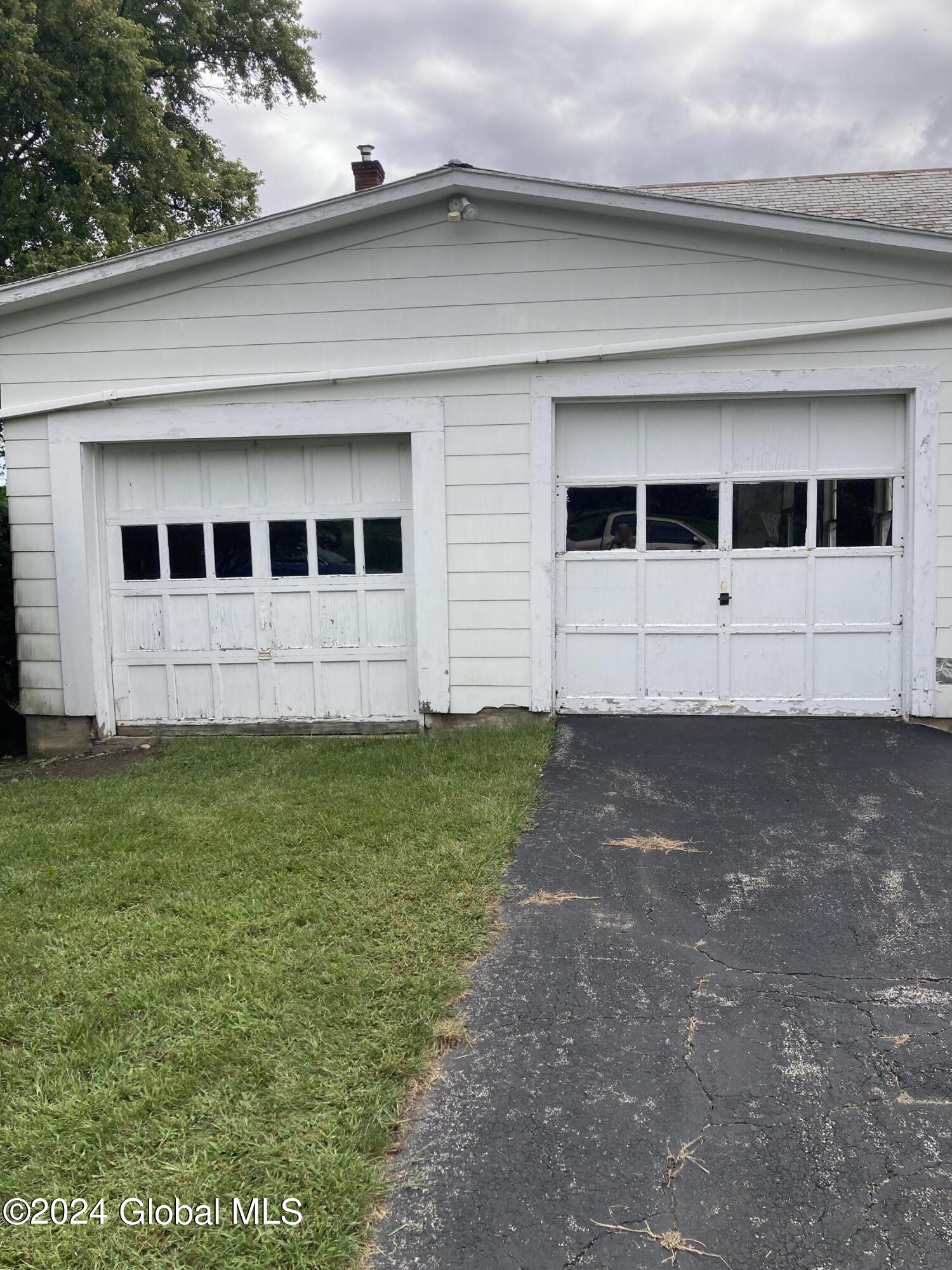 3 Warner Hill Road