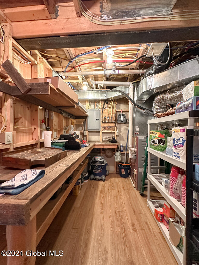 2126 Black Point Road