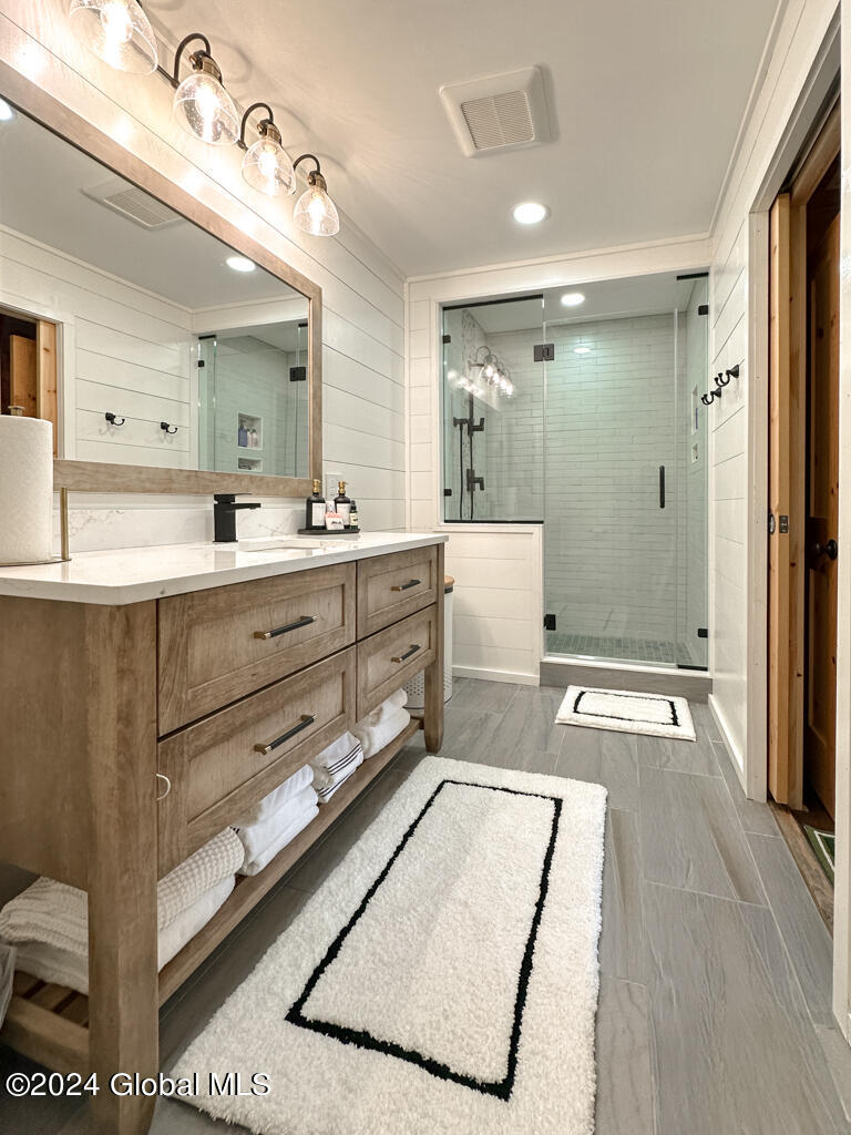 2126 Black Point Road