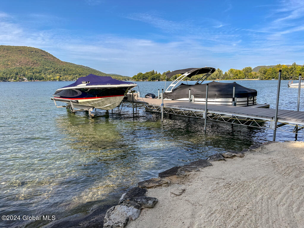 2126 Black Point Road