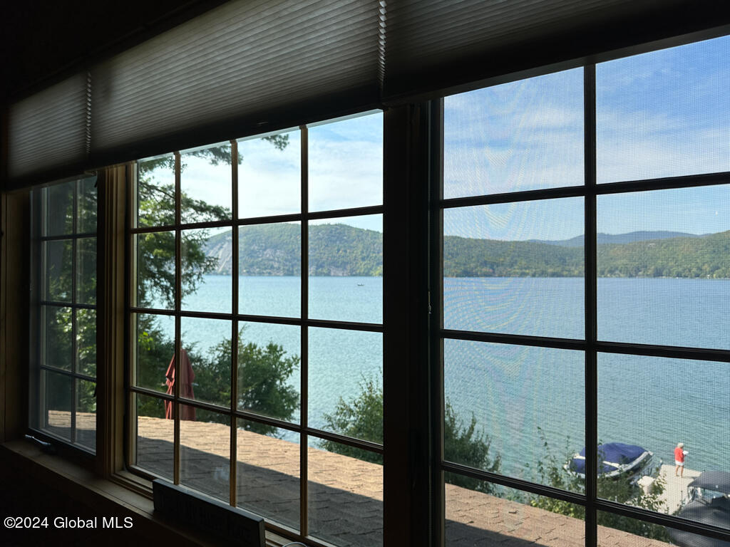 2126 Black Point Road