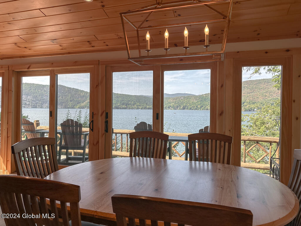 2126 Black Point Road