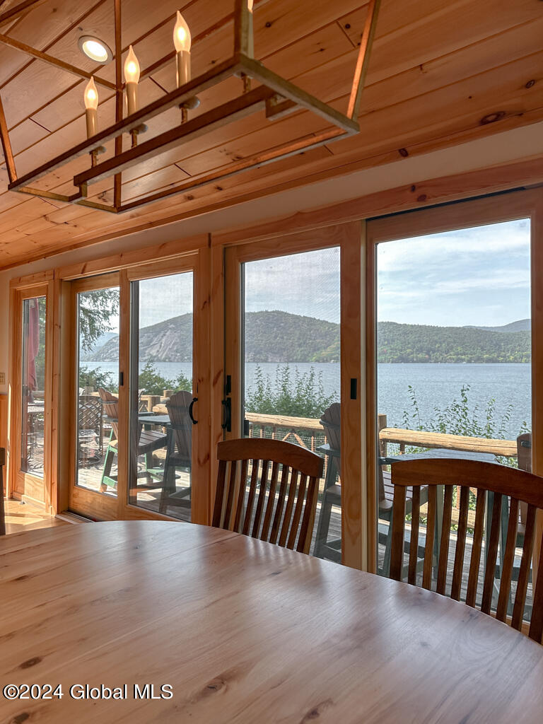 2126 Black Point Road