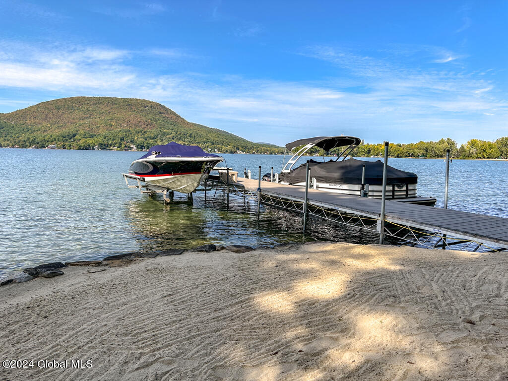 2126 Black Point Road