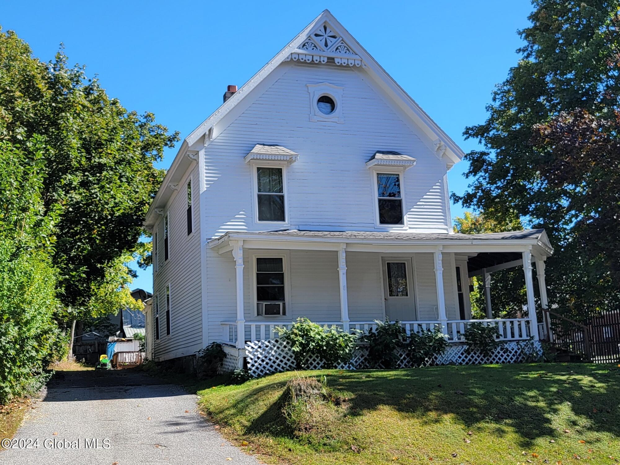 8 Broad Street