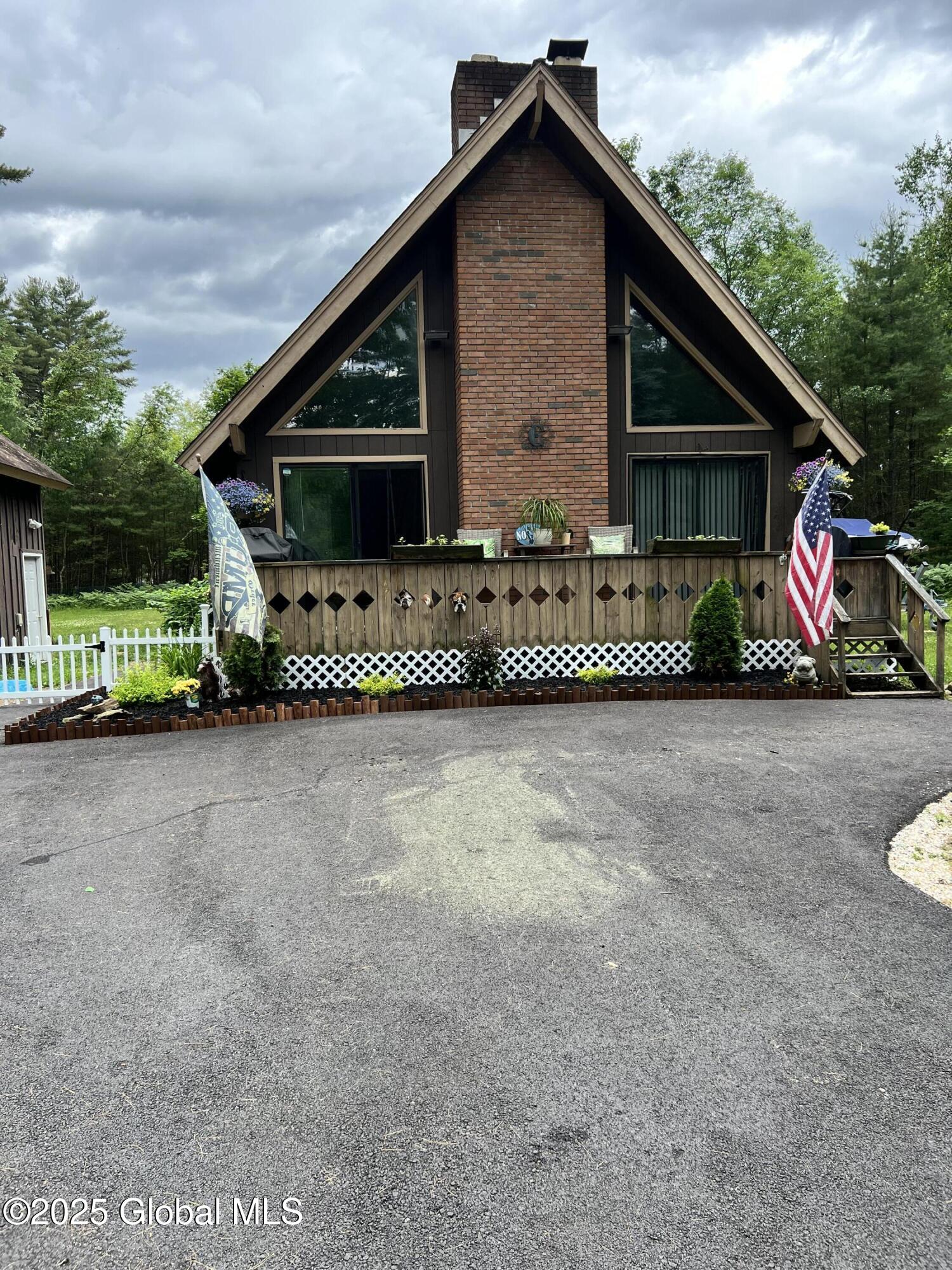 29 Zermatt Drive
