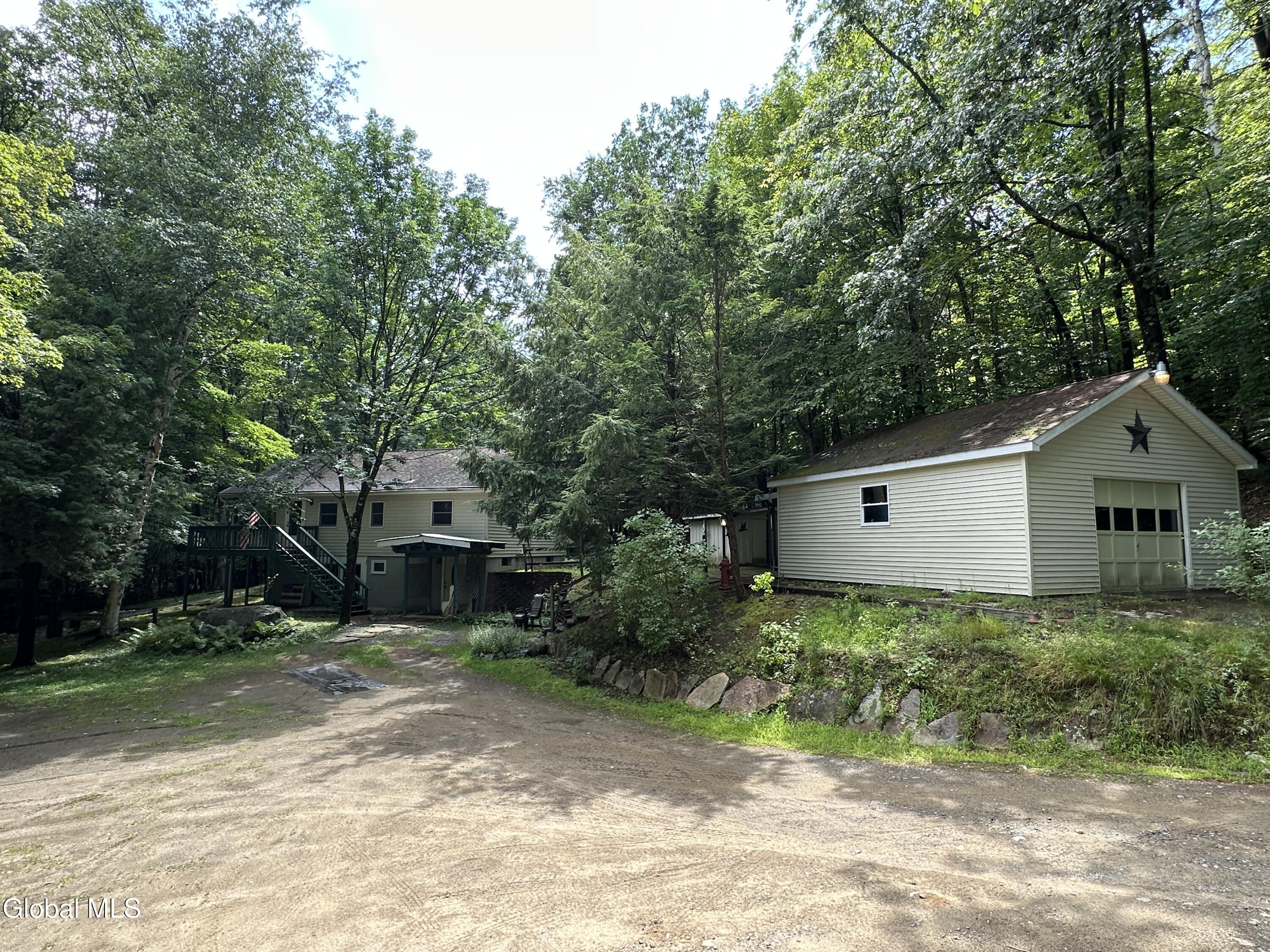 24 Hollow Haven