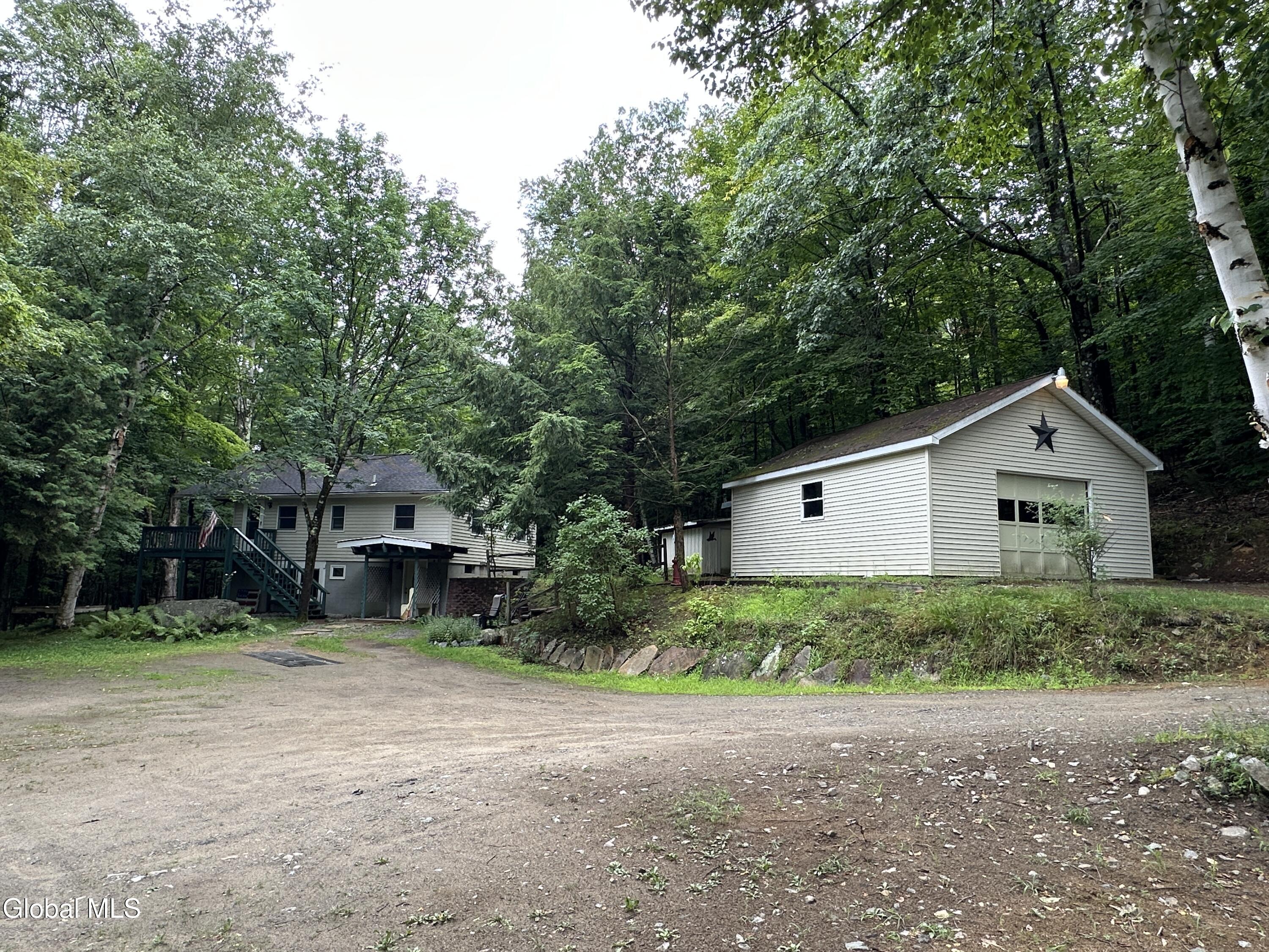 24 Hollow Haven
