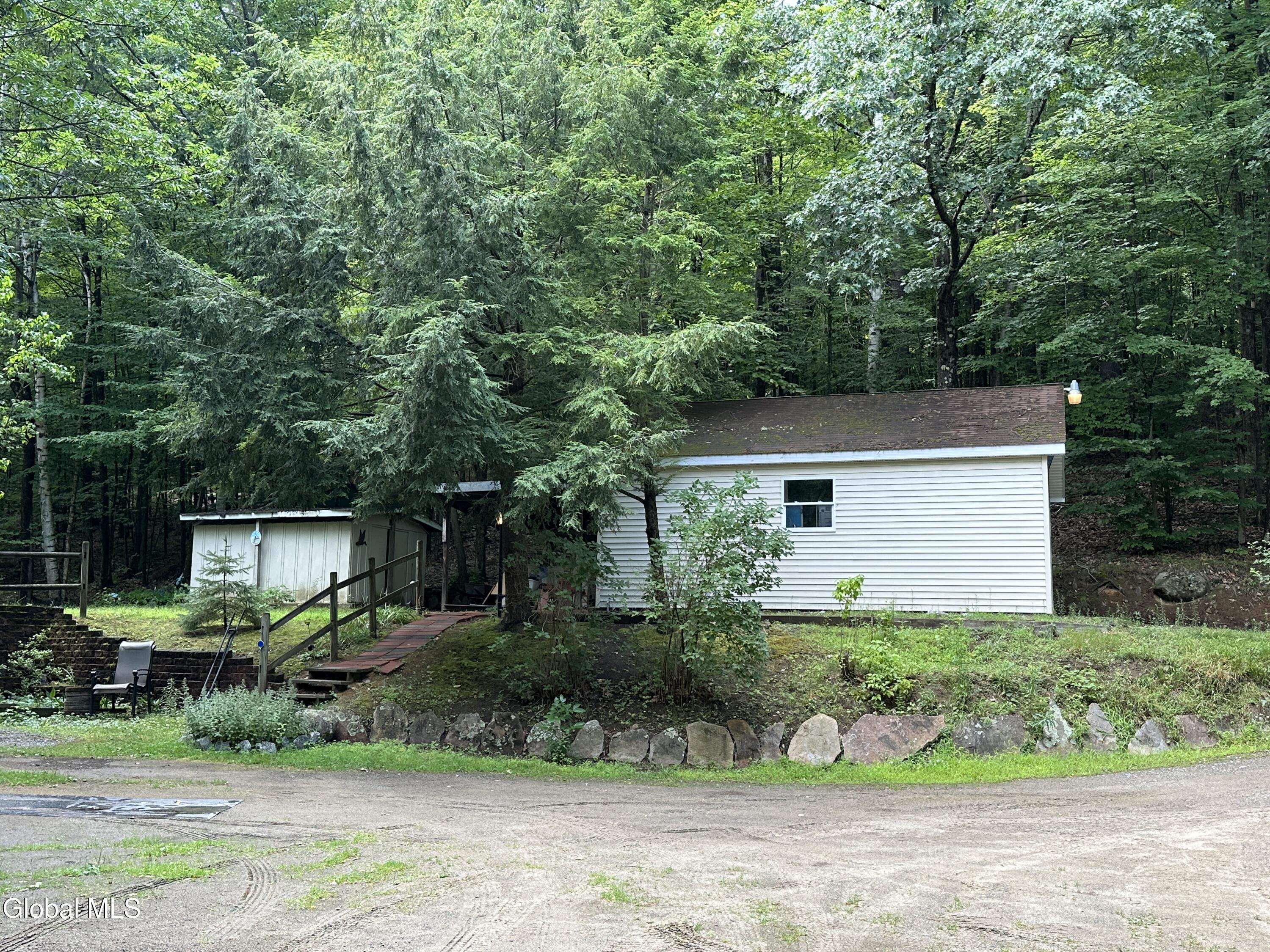 24 Hollow Haven