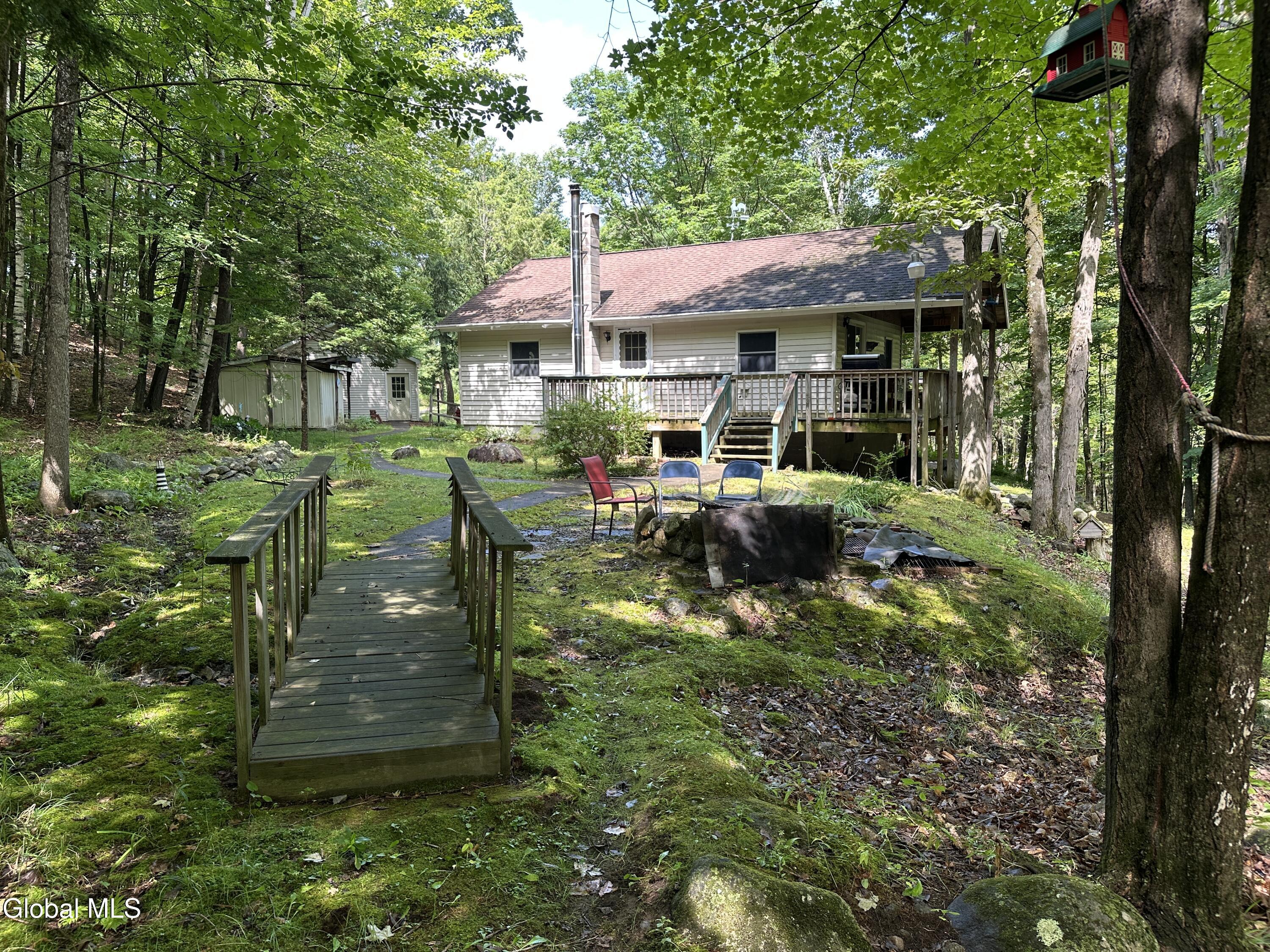 24 Hollow Haven