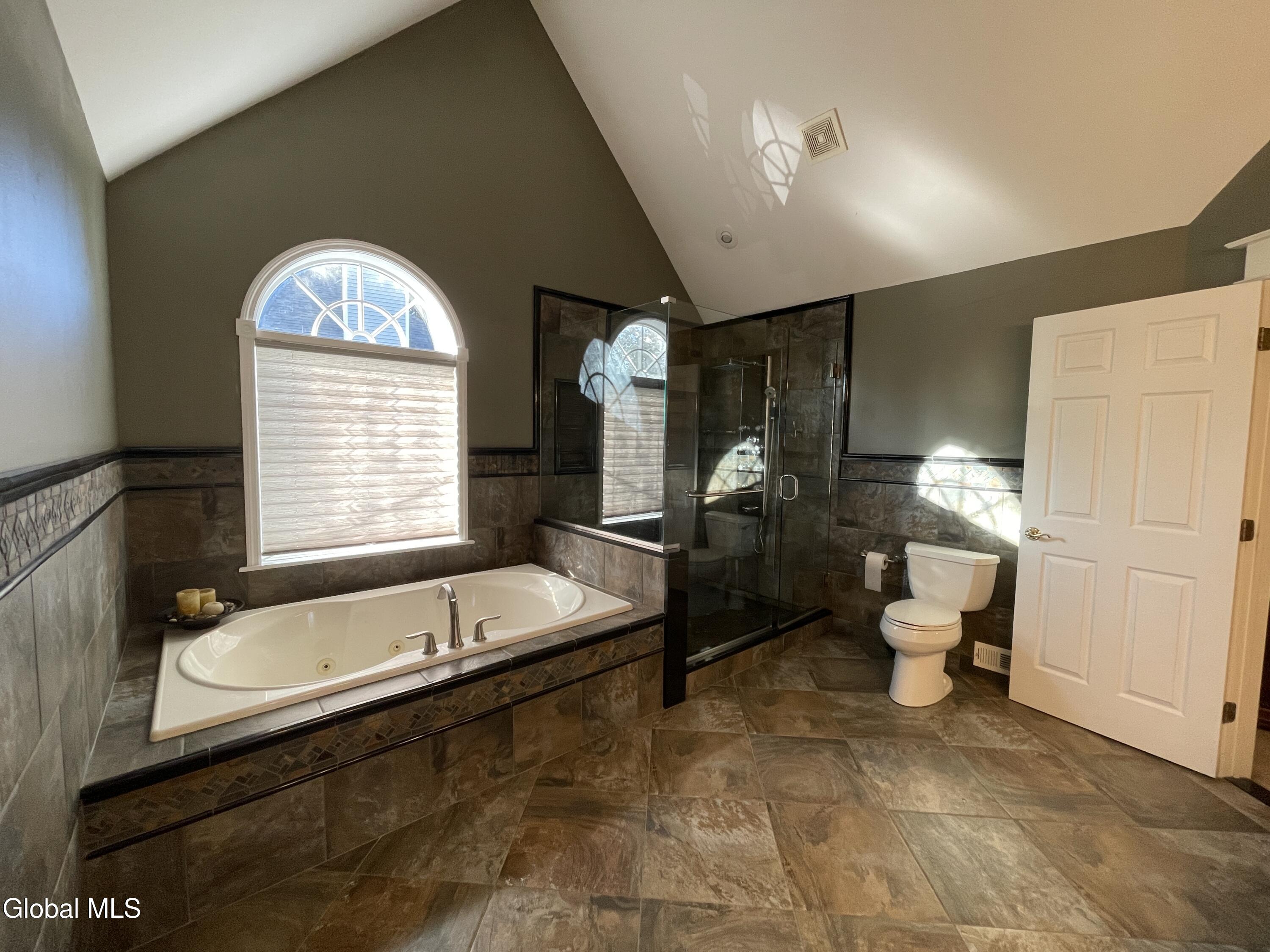 2066 Orchard Park Drive