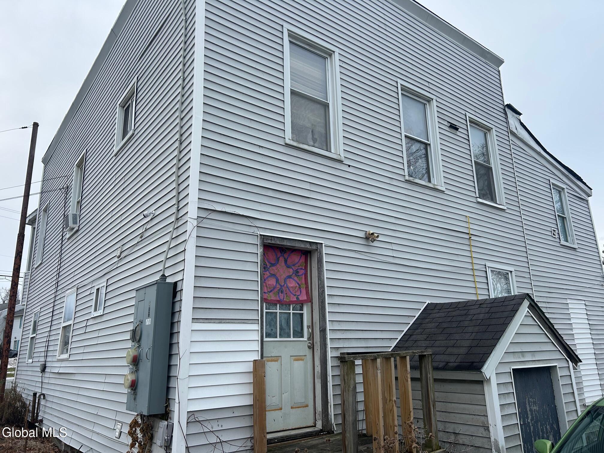 321 Alexandria Avenue