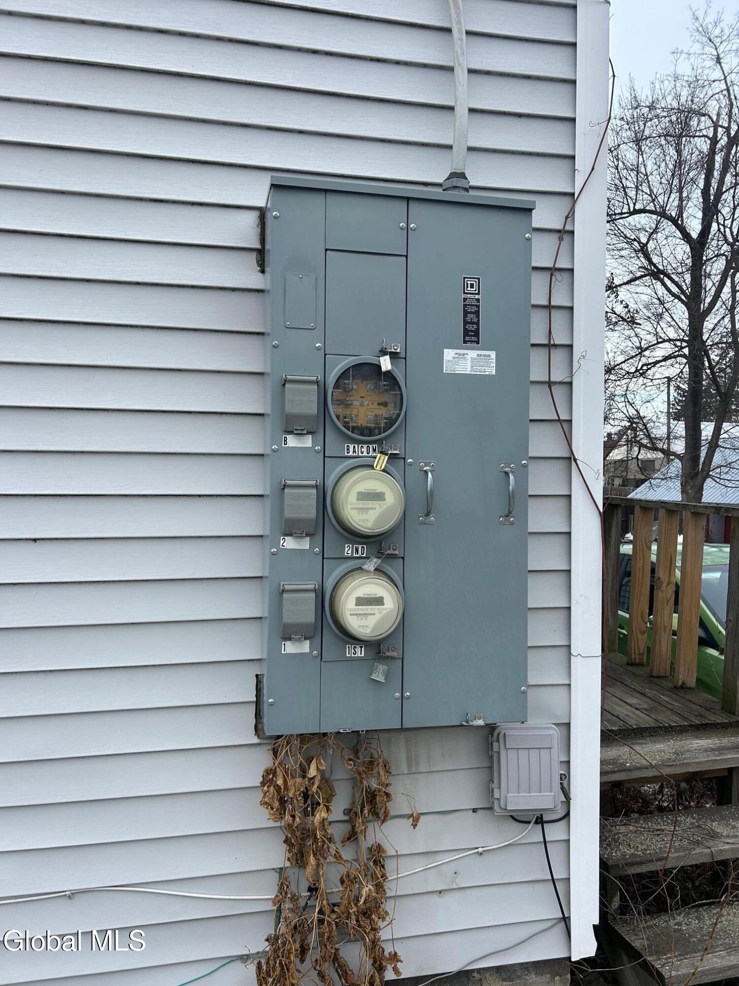 321 Alexandria Avenue