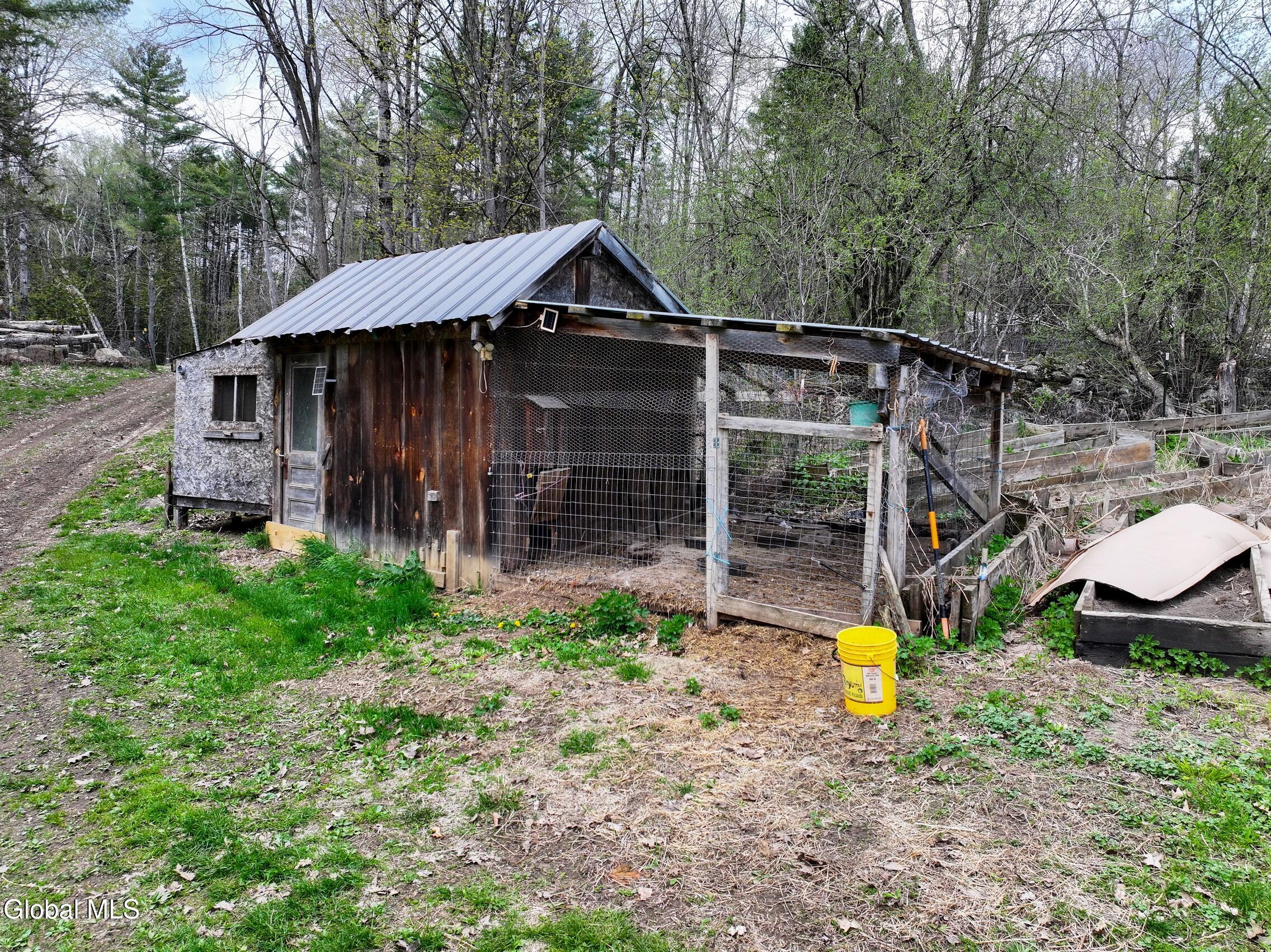 631 Hogback Road