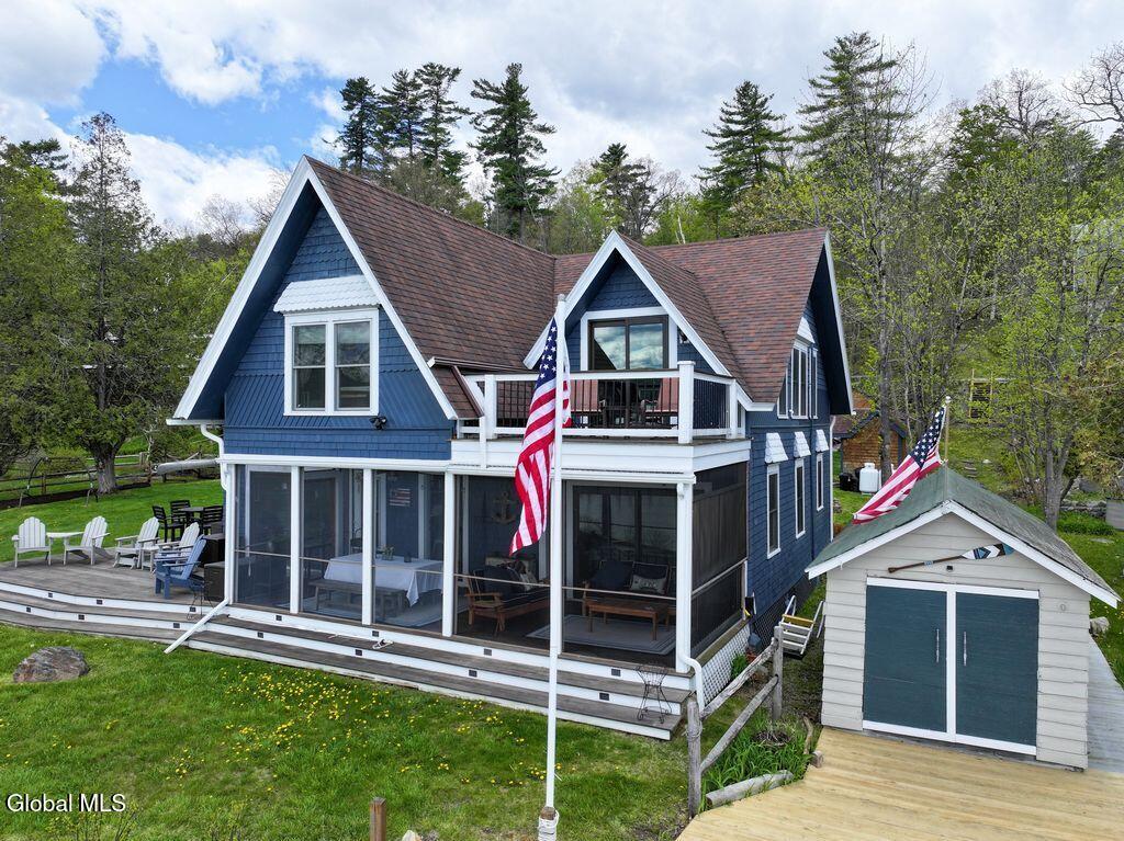 6 Lake Forest Lane