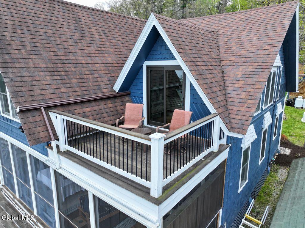 6 Lake Forest Lane