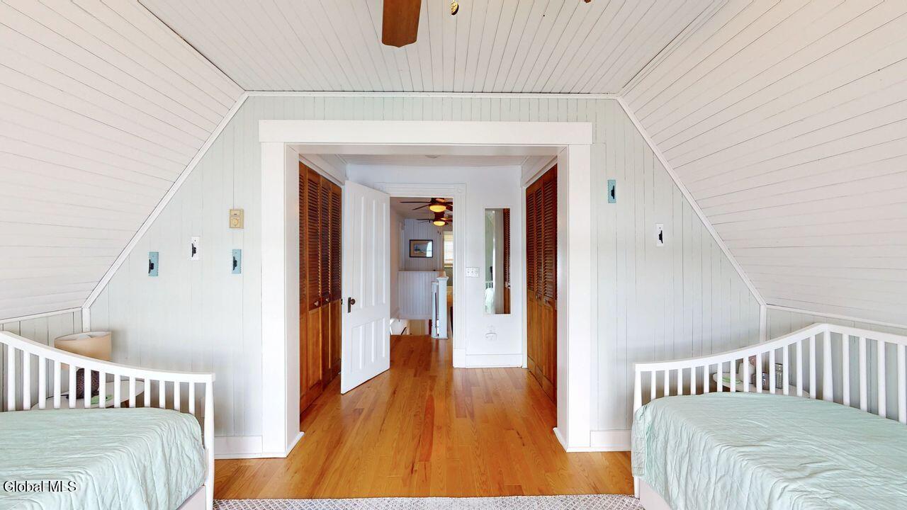 6 Lake Forest Lane