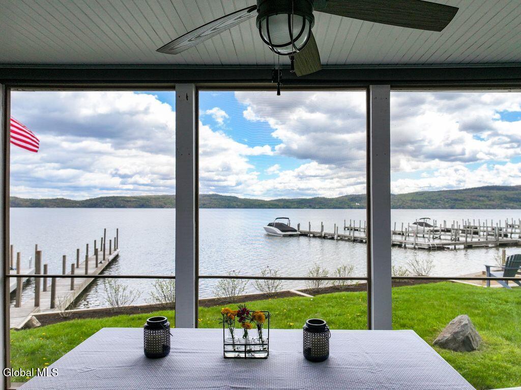 6 Lake Forest Lane