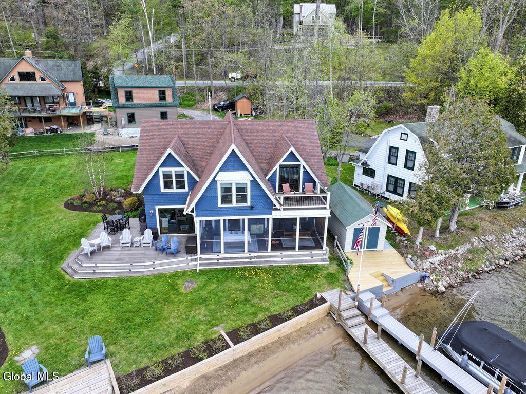 6 Lake Forest Lane