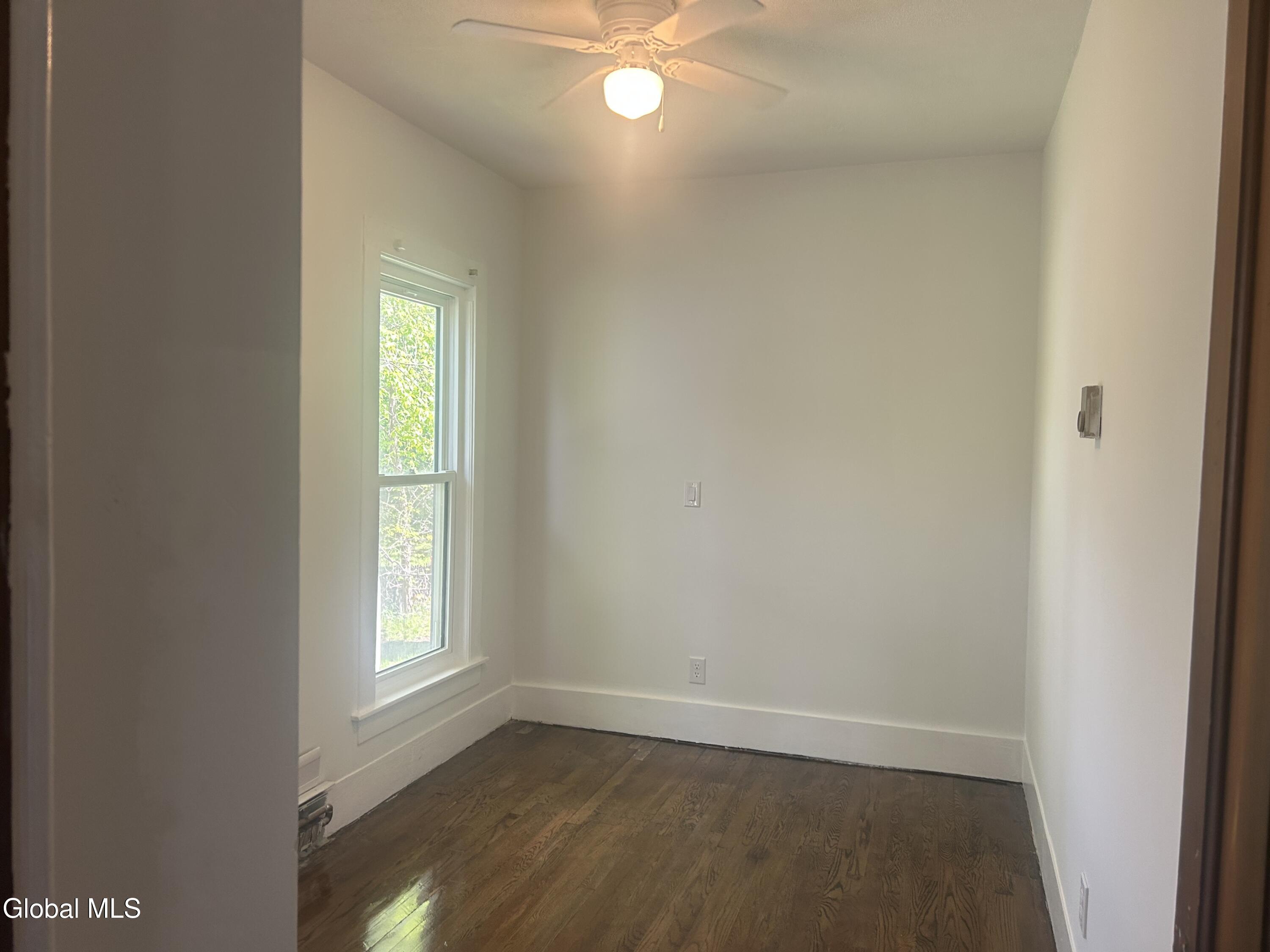 44 Montcalm Street, 1