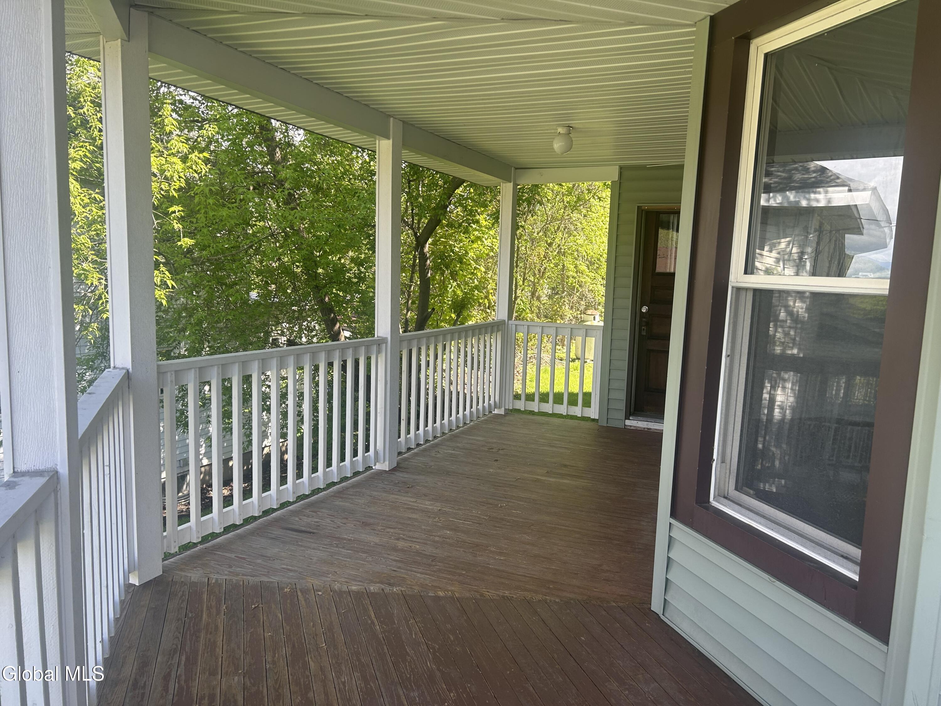 44 Montcalm Street, 1