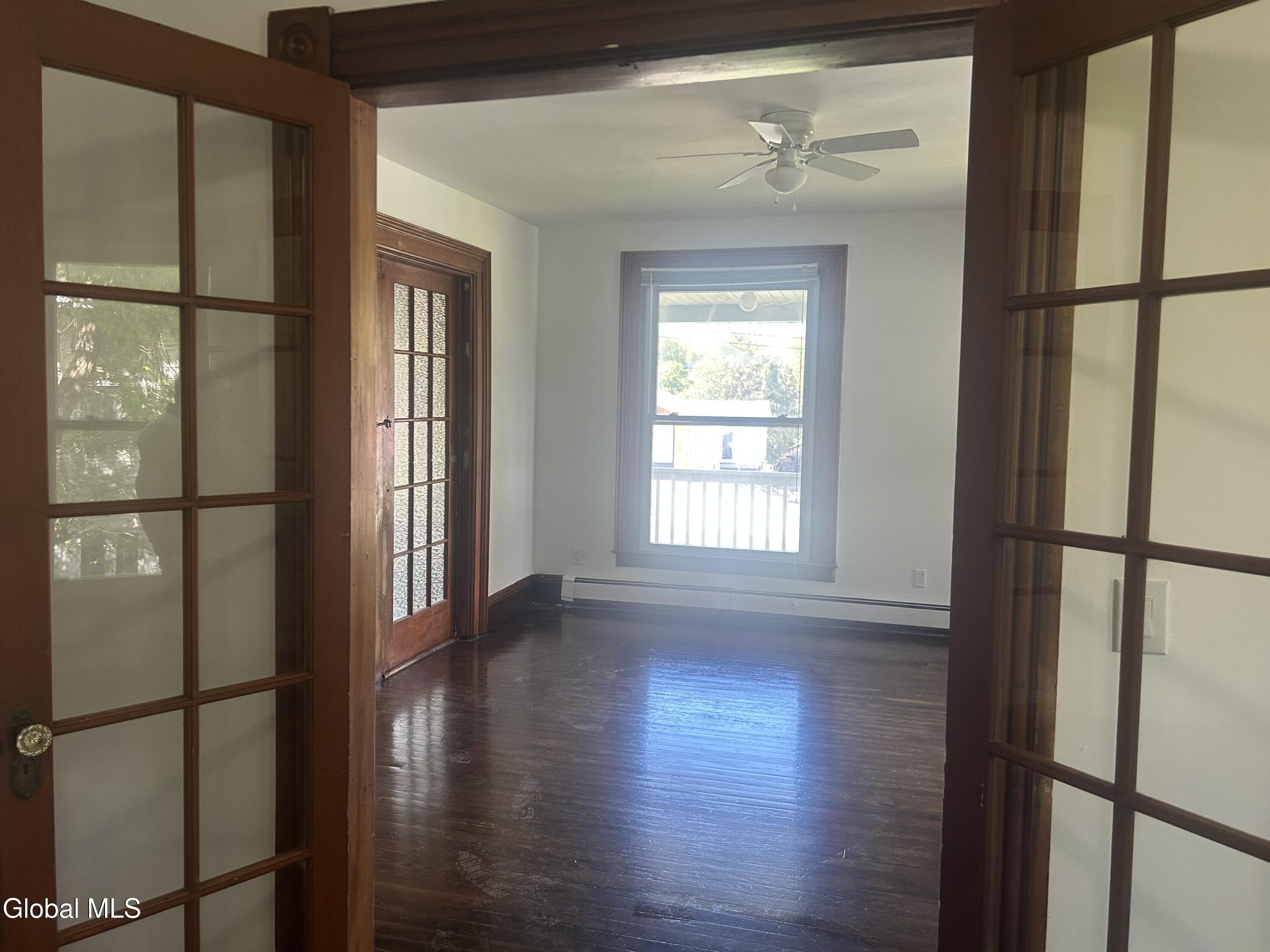 44 Montcalm Street, 1