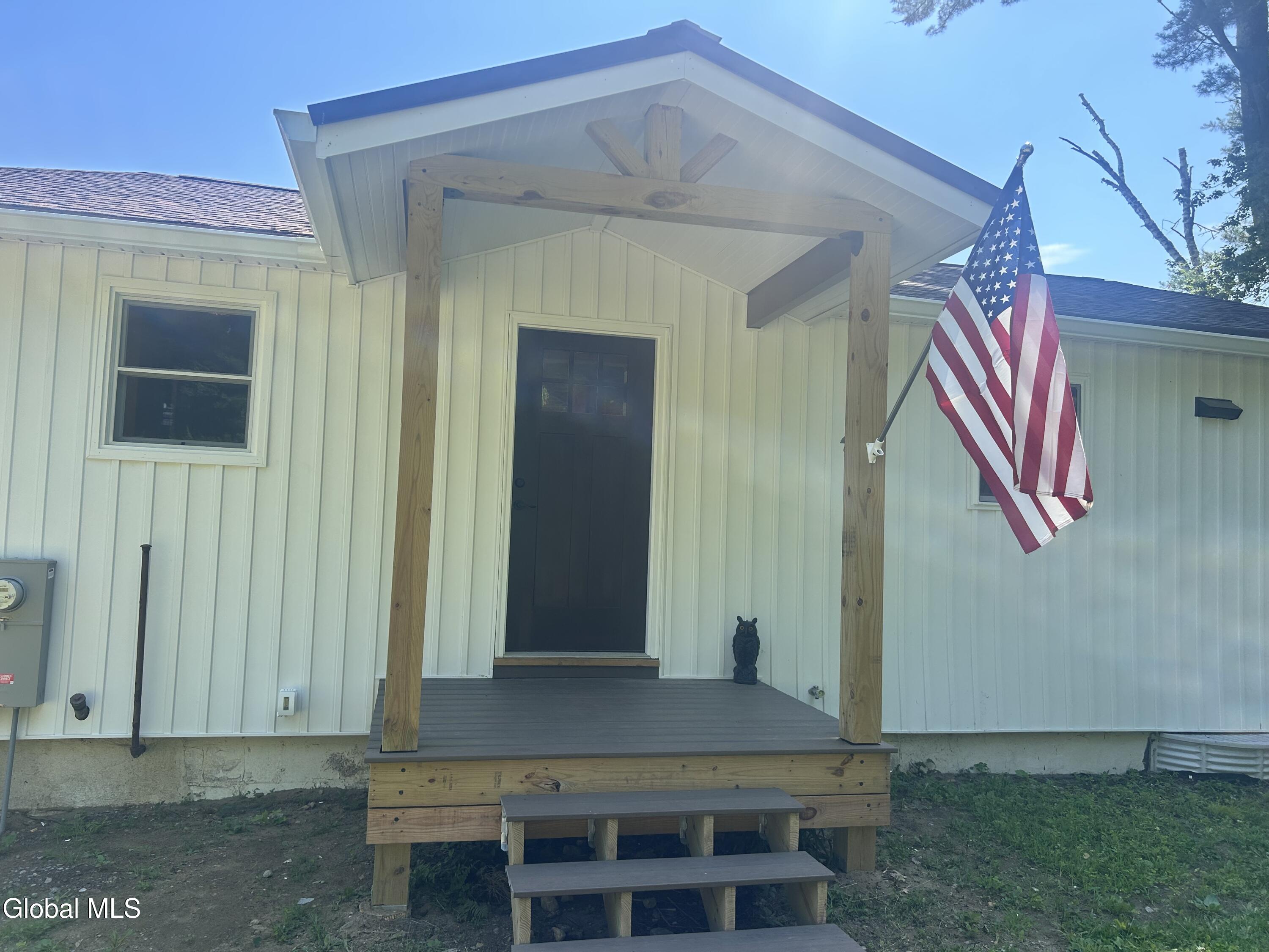 871 Trout Lake Road