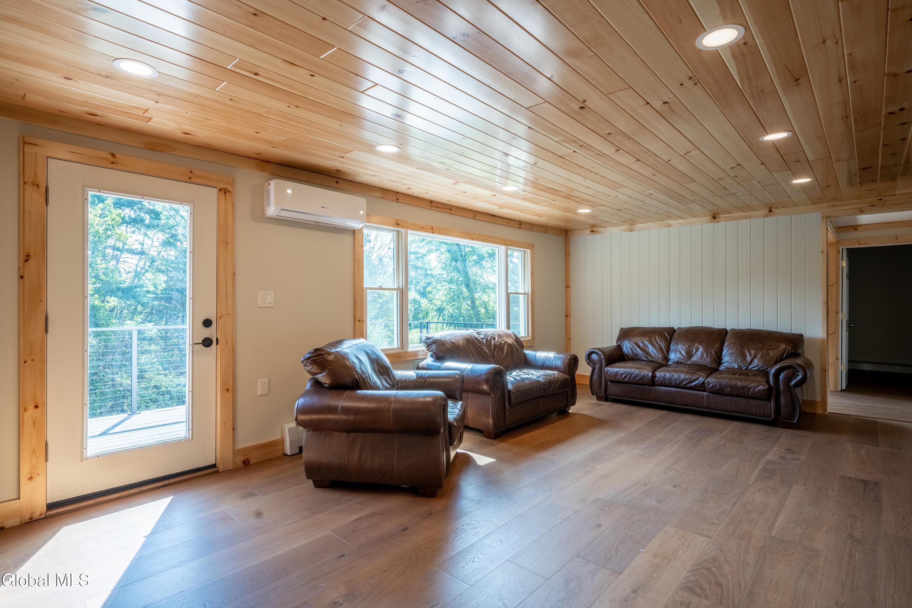 871 Trout Lake Road