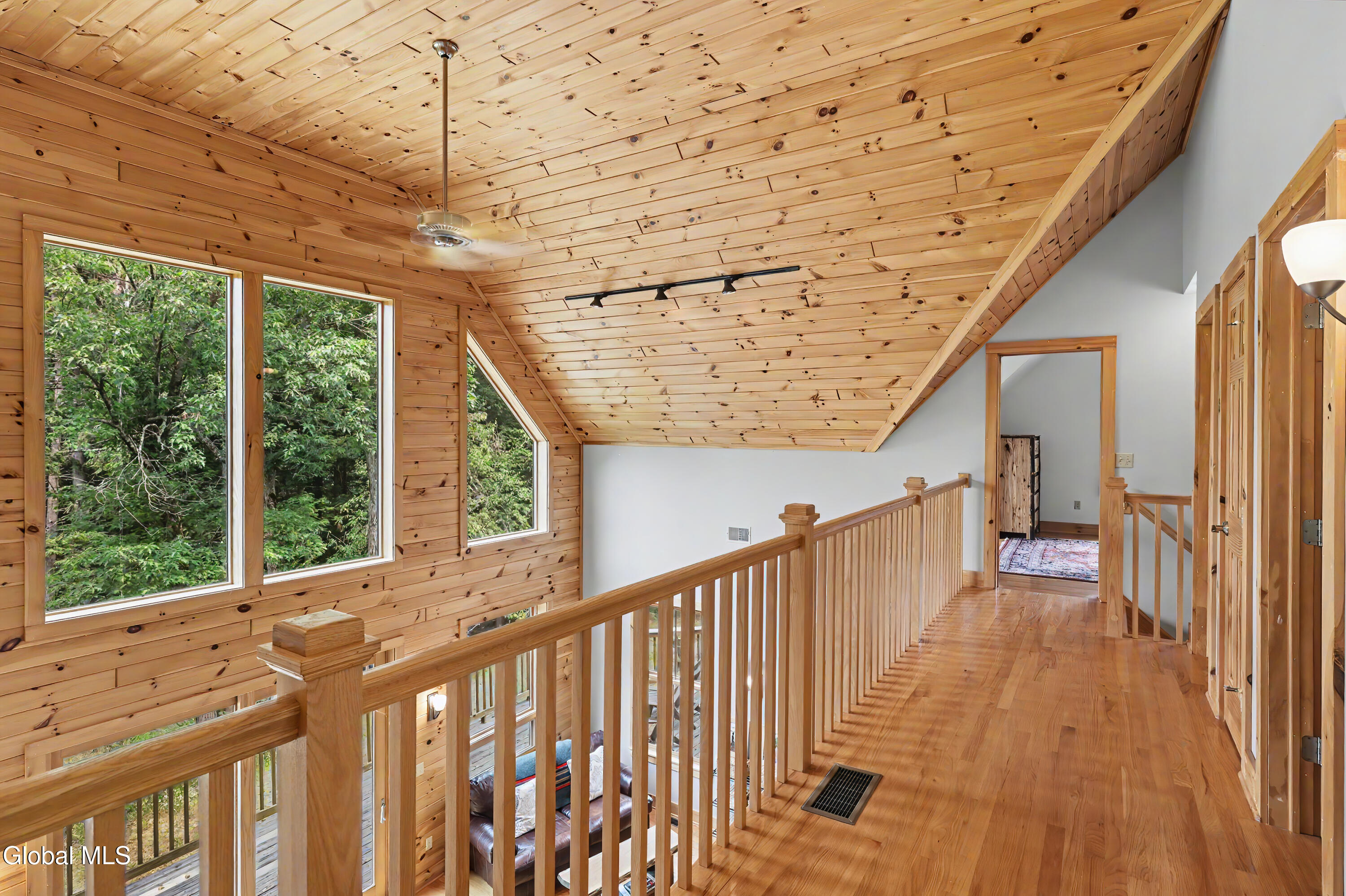 7 White Birch Way