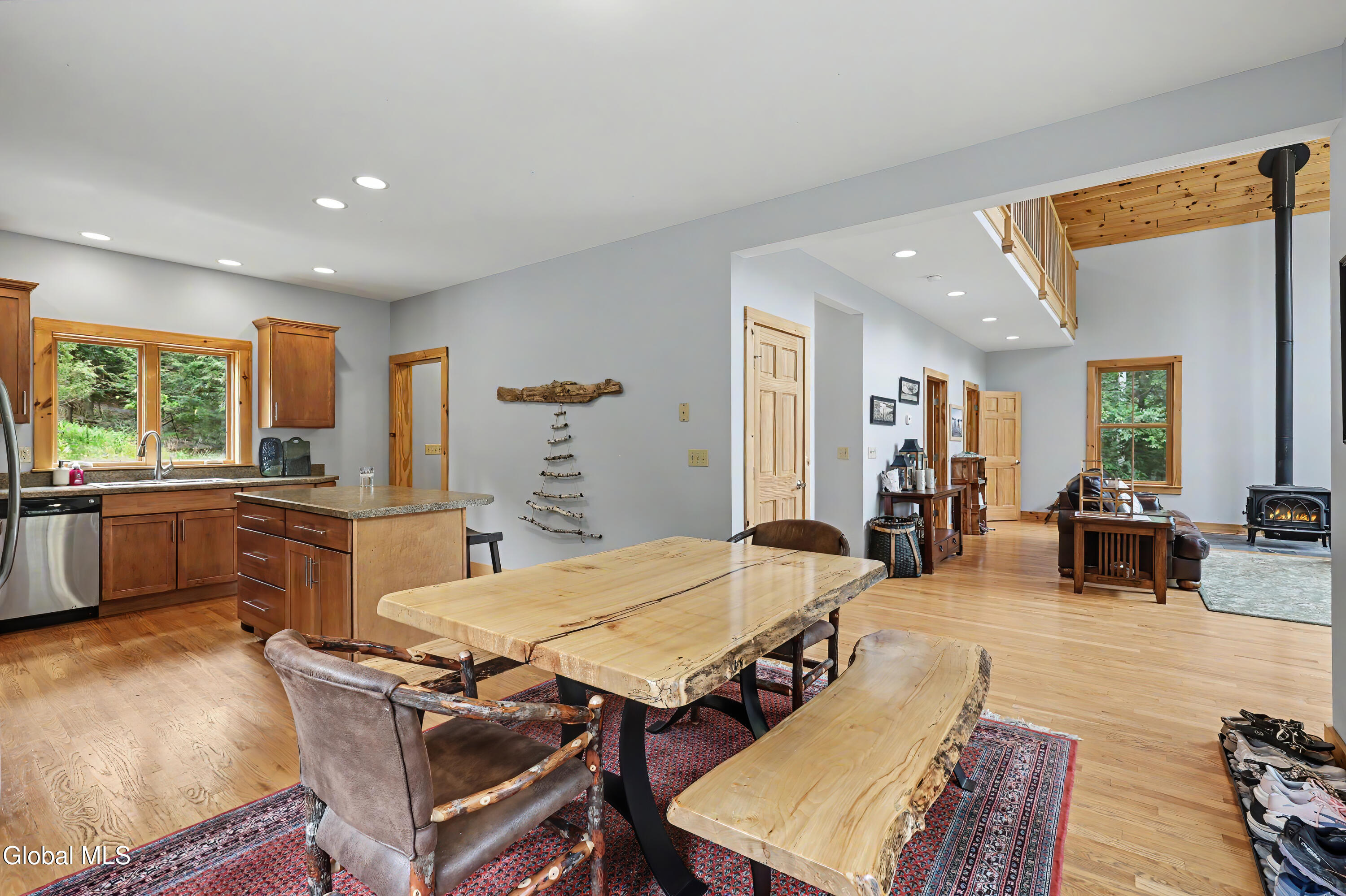 7 White Birch Way