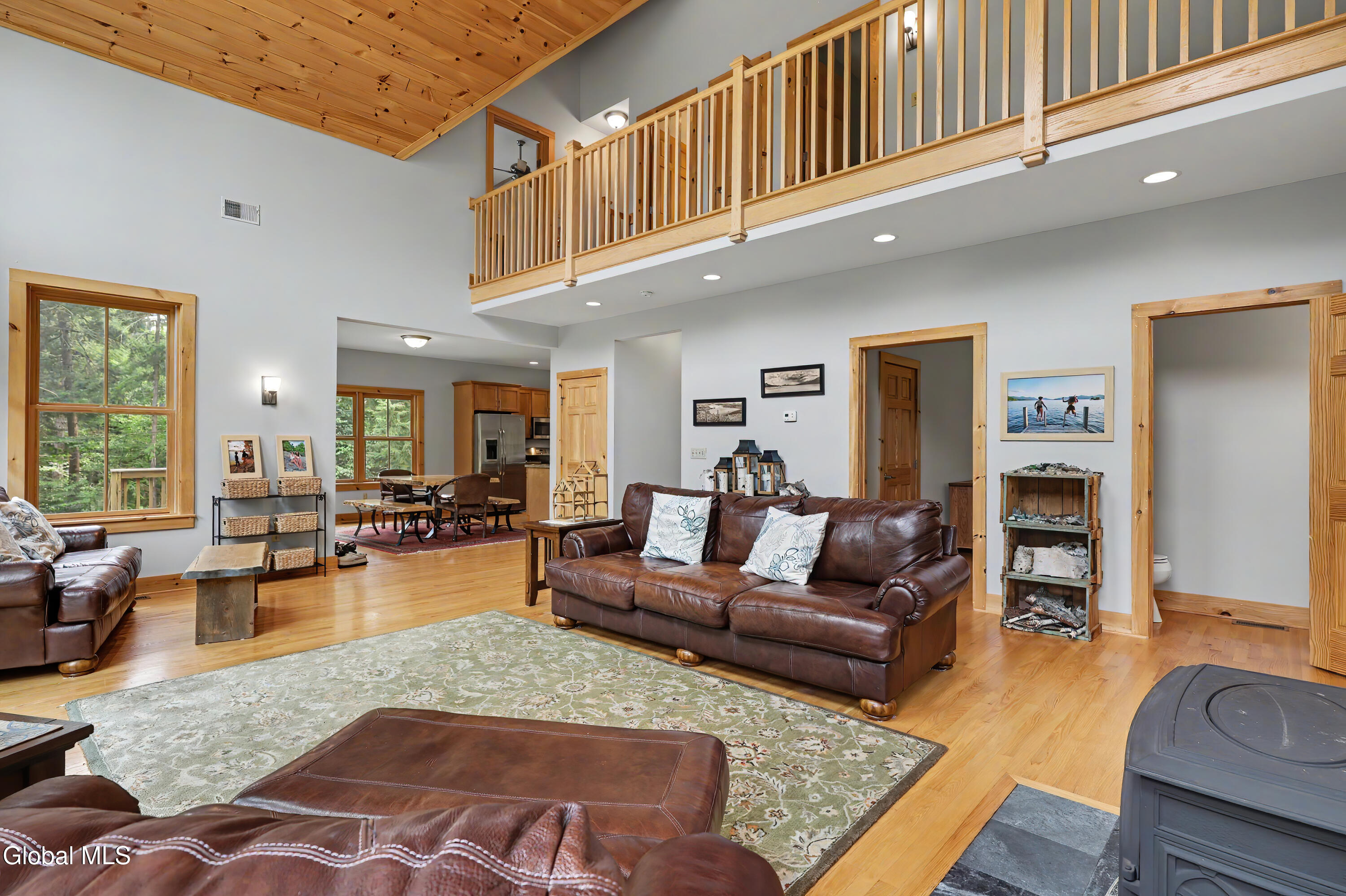 7 White Birch Way
