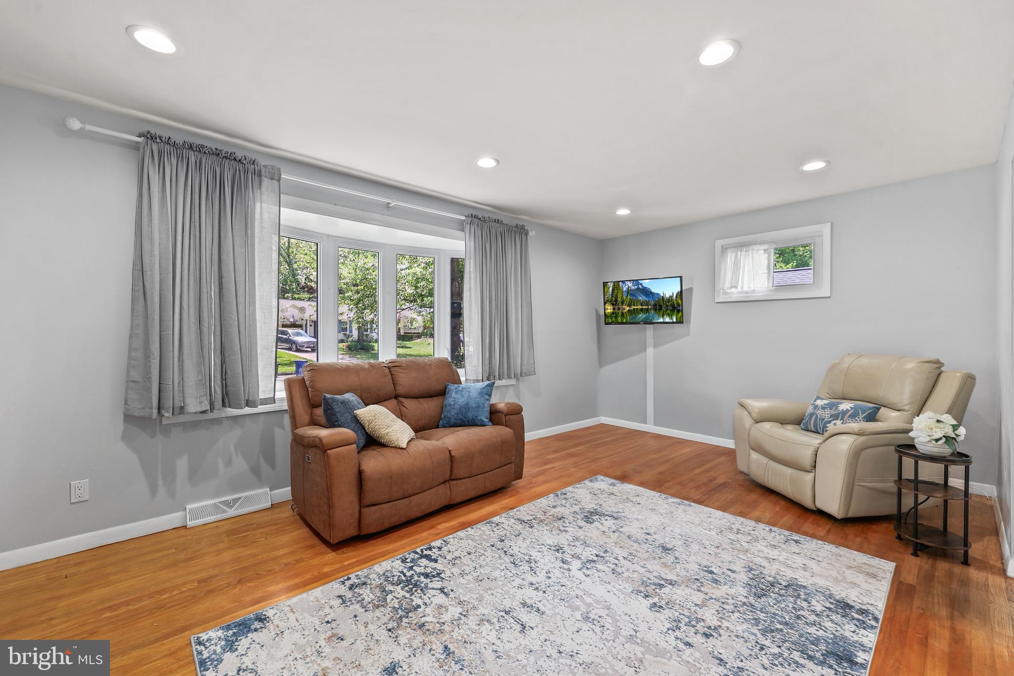32 SEVERNDALE ROAD