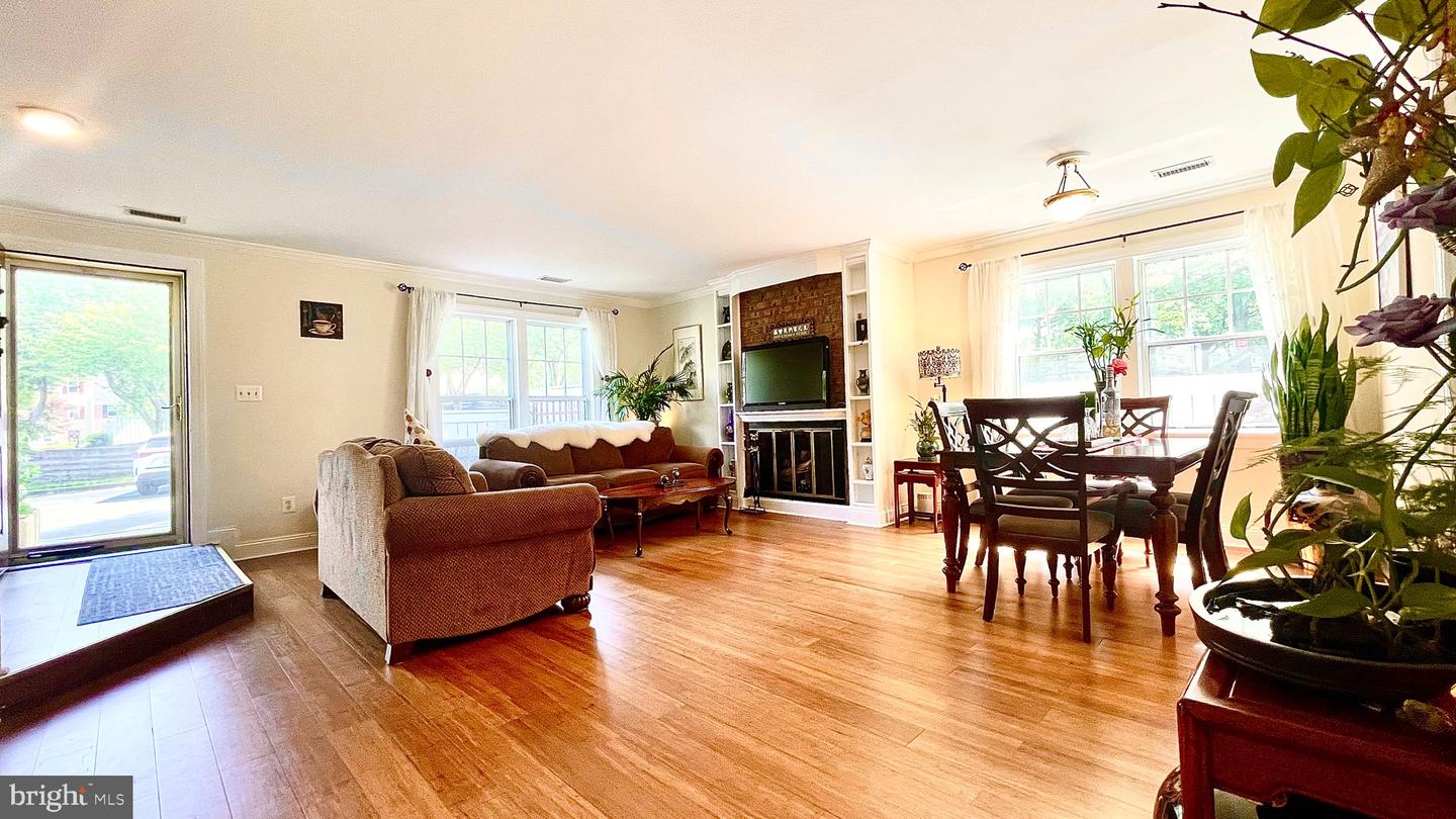 11463 Appledowre Way #5