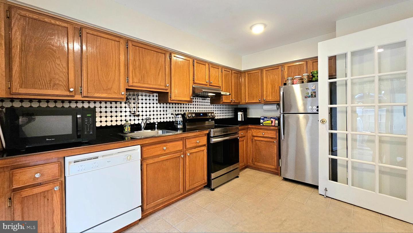 11463 Appledowre Way #5