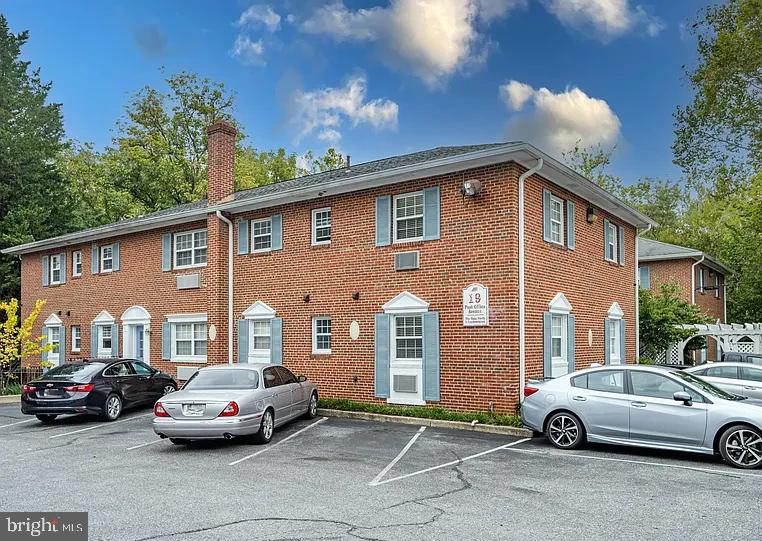 19 Post Office Ave #205