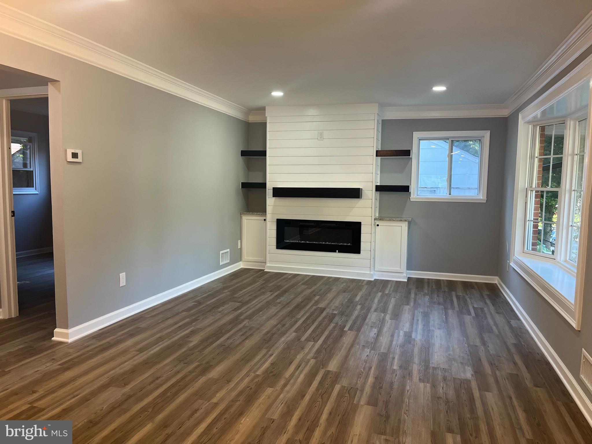 1301 Birchwood Dr