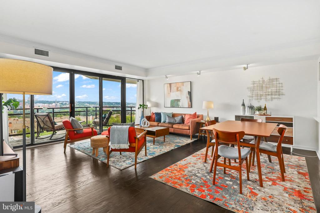 1530 KEY BOULEVARD Unit: 920