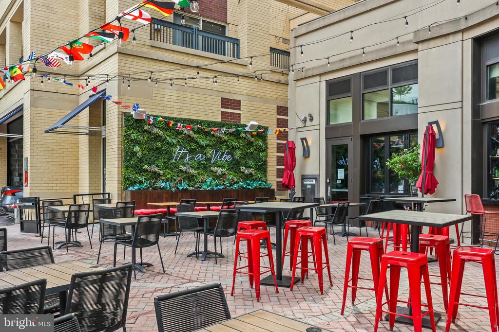 1530 KEY BOULEVARD Unit: 920