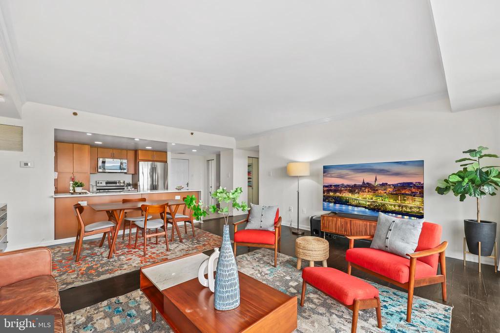 1530 KEY BOULEVARD Unit: 920