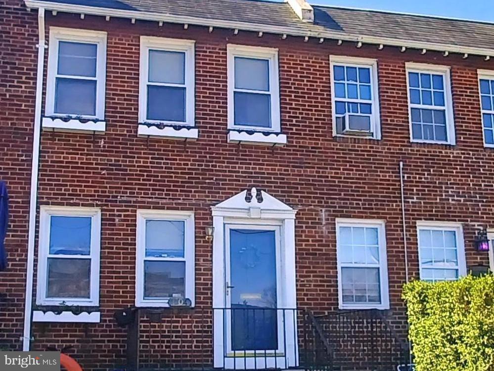 1204 Oronoco St