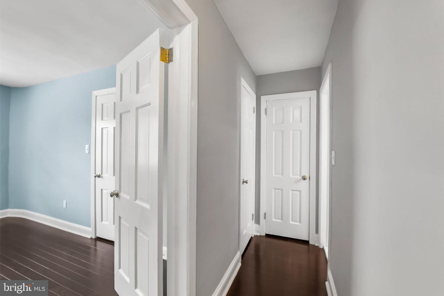 1734 W Abingdon Dr #302