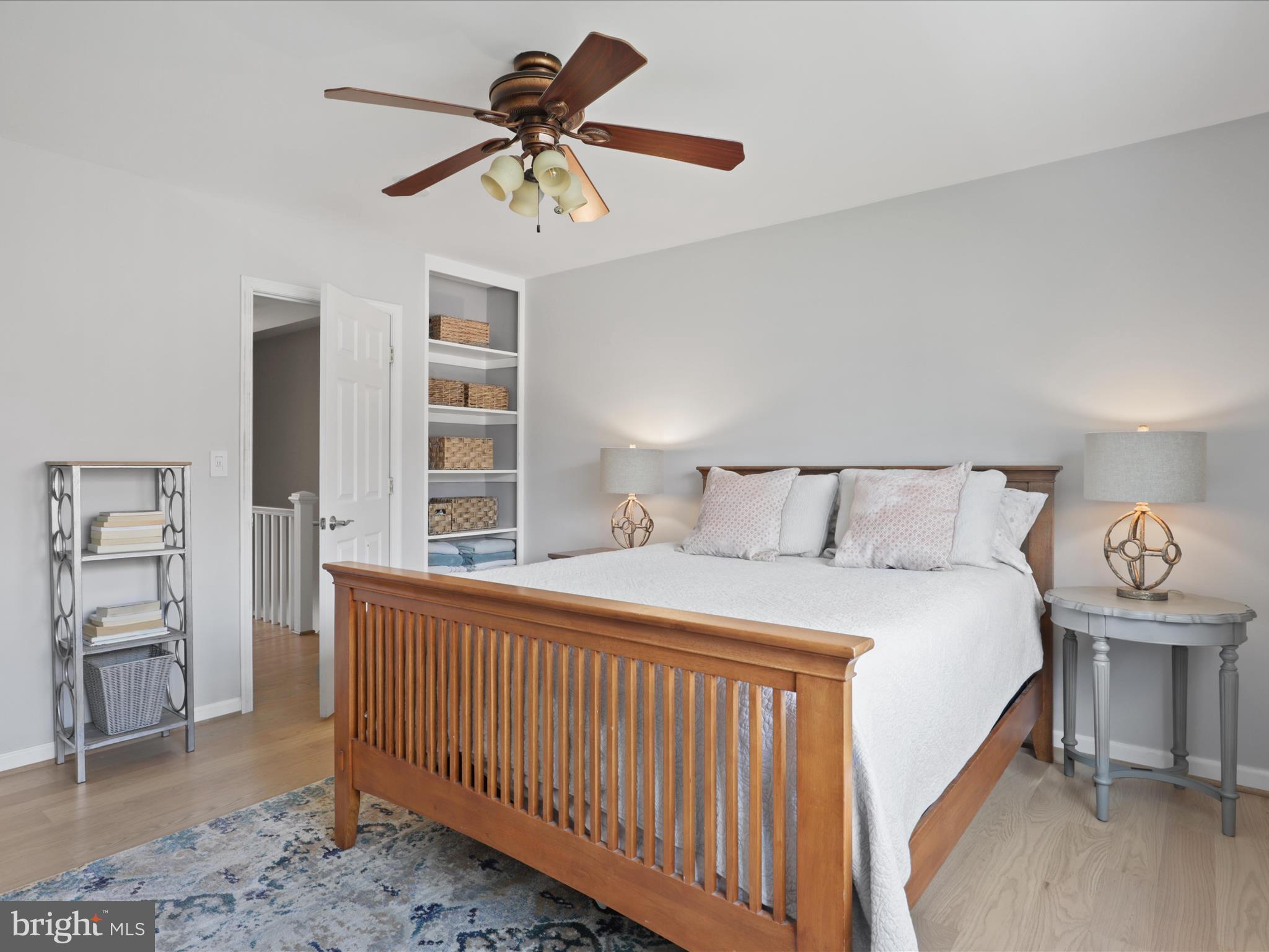 1611-B N van Dorn St