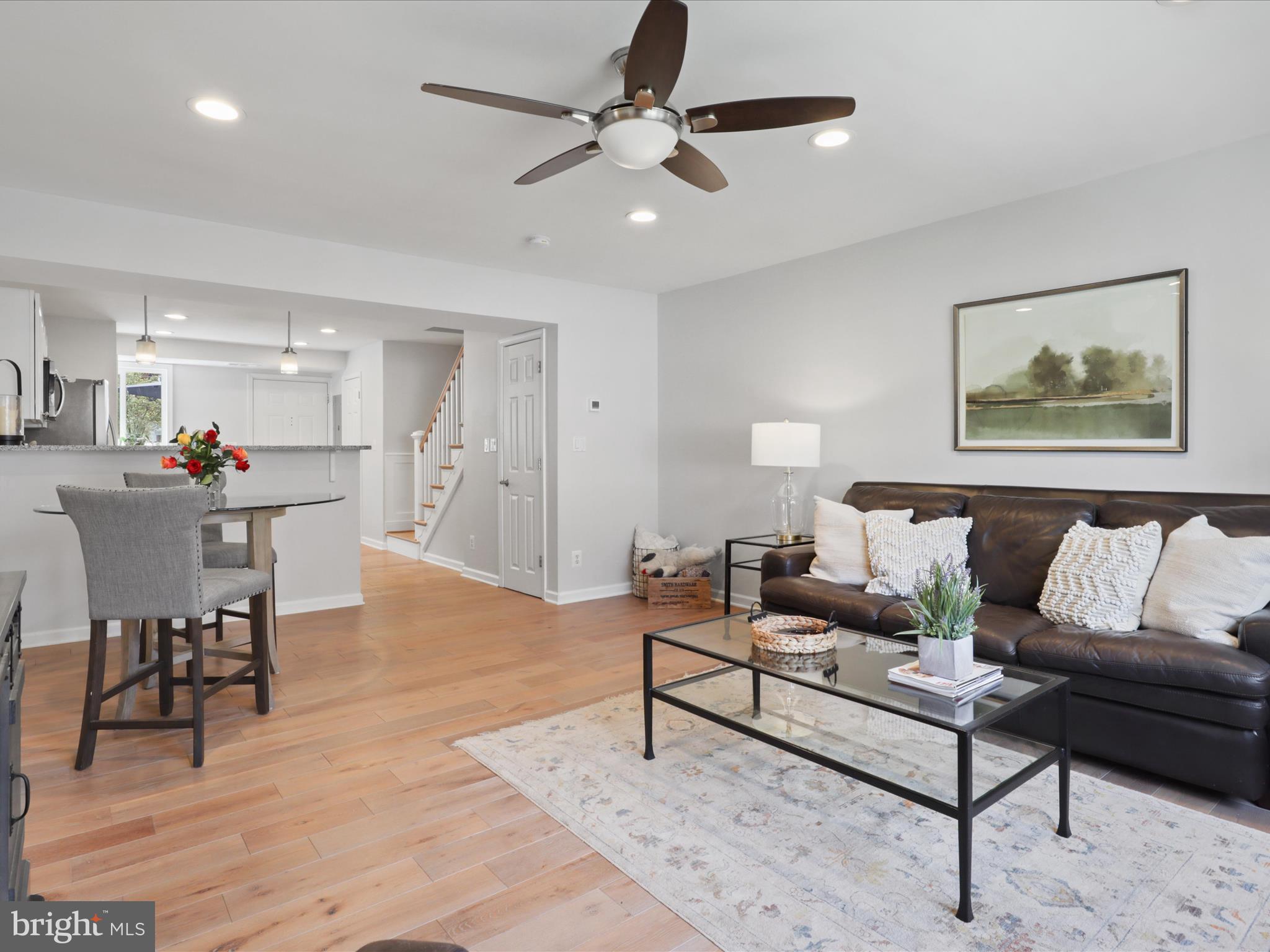 1611-B N van Dorn St