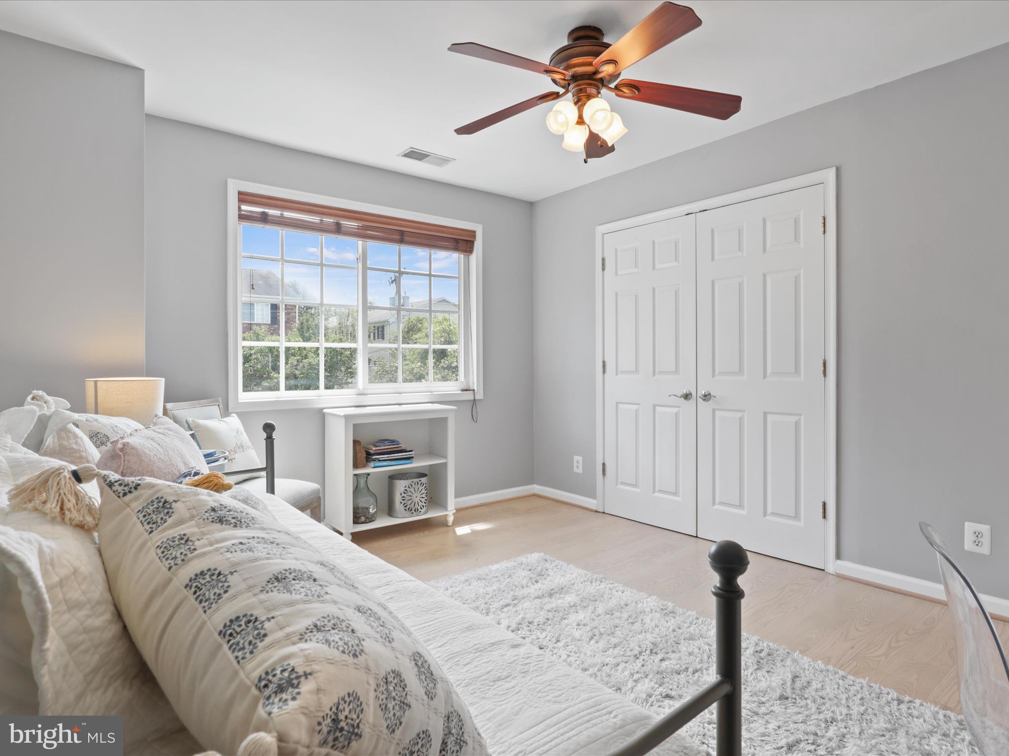 1611-B N van Dorn St