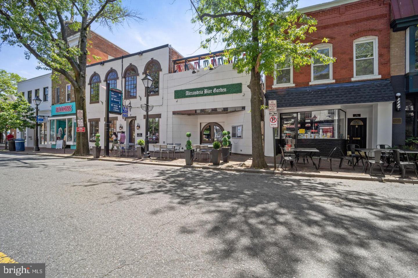 301 N WEST STREET 1