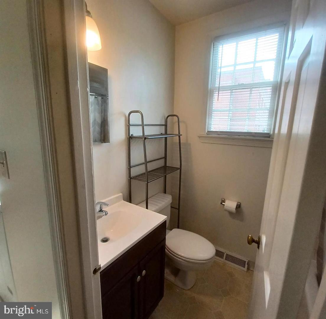 301 N WEST STREET 1