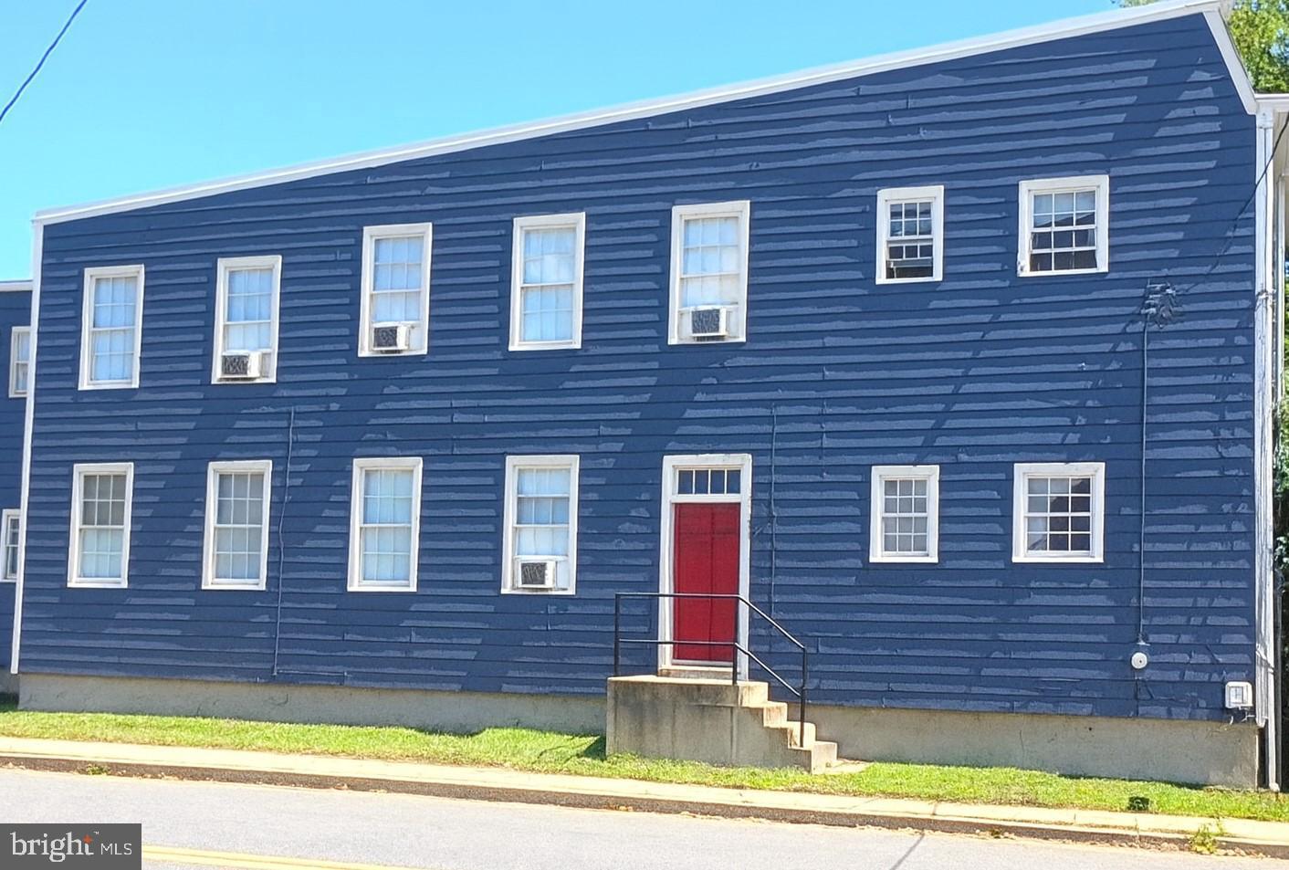 301 N WEST STREET 1
