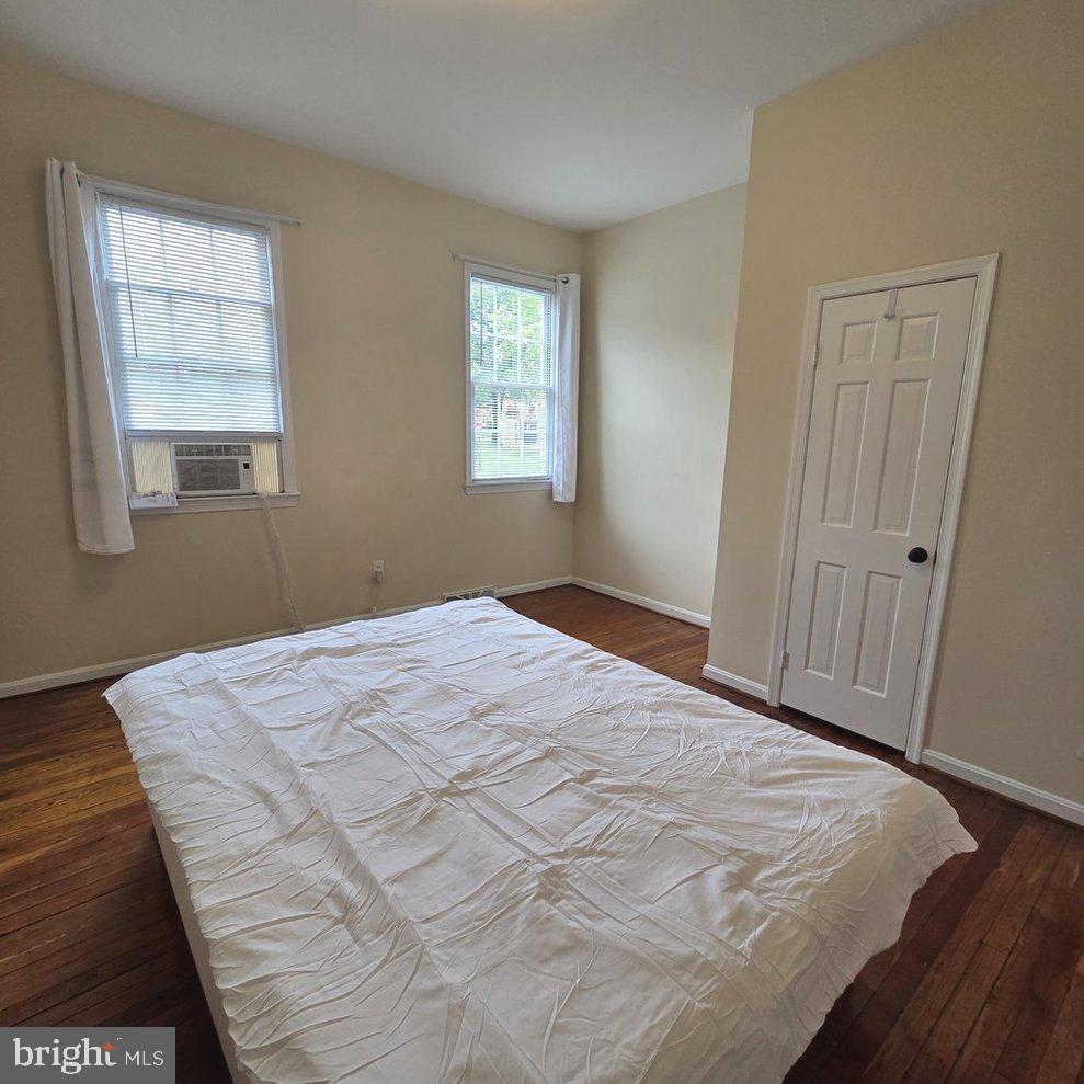 301 WEST STREET N Unit: 2
